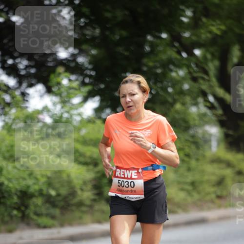 15.06.2025 - REWE Women's Run Jannik Wohlers http://msf.ph/oto/7964068 15.06.2025 09:58:49 Laufen 5030 meine-sportfotos.de