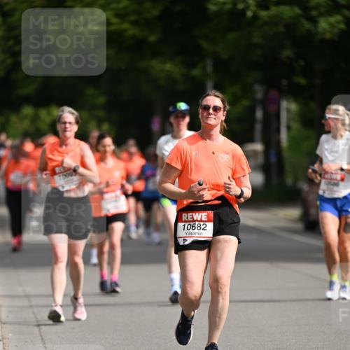15.06.2025 - REWE Women's Run Dr. Thomas Lammeyer http://msf.ph/oto/7964072 15.06.2025 09:52:35 Laufen 1009, 10682 meine-sportfotos.de