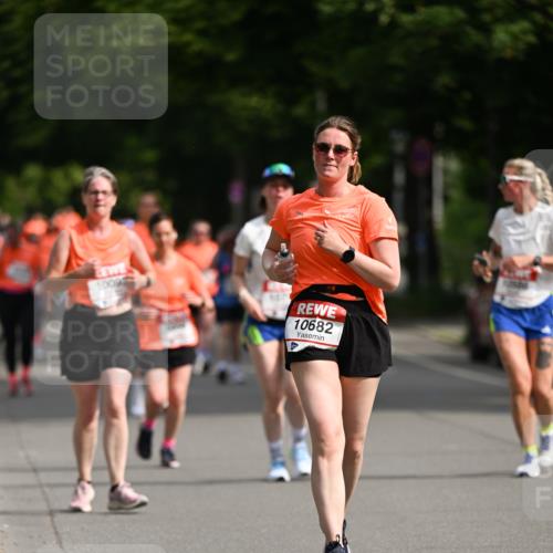 15.06.2025 - REWE Women's Run Dr. Thomas Lammeyer http://msf.ph/oto/7964079 15.06.2025 09:52:36 Laufen 10682 meine-sportfotos.de