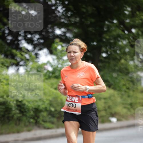 15.06.2025 - REWE Women's Run Jannik Wohlers http://msf.ph/oto/7964080 15.06.2025 09:58:49 Laufen 5030 meine-sportfotos.de