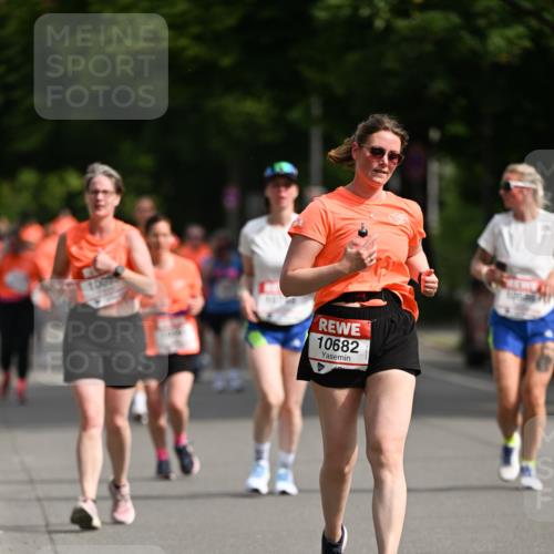 15.06.2025 - REWE Women's Run Dr. Thomas Lammeyer http://msf.ph/oto/7964090 15.06.2025 09:52:36 Laufen 1009, 10682 meine-sportfotos.de