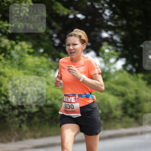 15.06.2025 - REWE Women's Run Jannik Wohlers http://msf.ph/oto/7964104 15.06.2025 09:58:50 Laufen 30, 5030 meine-sportfotos.de