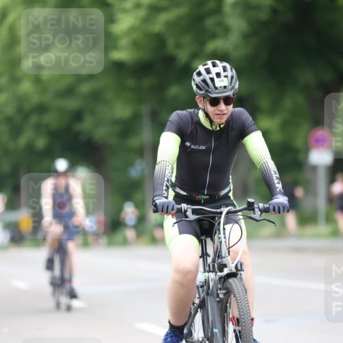 15.06.2025 - 7 Türme Triathlon Yannick Fuchs http://msf.ph/oto/7964138 15.06.2025 13:54:14 Radfahren 829, 1015, 1173 meine-sportfotos.de