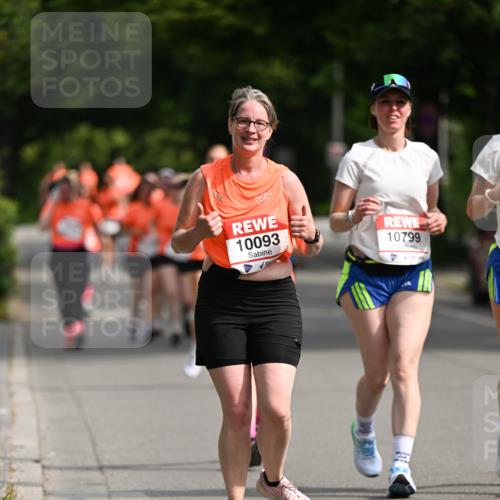 15.06.2025 - REWE Women's Run Dr. Thomas Lammeyer http://msf.ph/oto/7964149 15.06.2025 09:52:39 Laufen 10799 meine-sportfotos.de