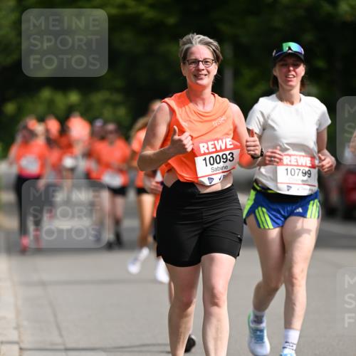15.06.2025 - REWE Women's Run Dr. Thomas Lammeyer http://msf.ph/oto/7964174 15.06.2025 09:52:40 Laufen 10093, 10799 meine-sportfotos.de