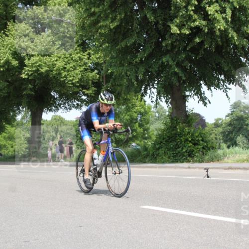 15.06.2025 - 7 Türme Triathlon Yannick Fuchs http://msf.ph/oto/7964175 15.06.2025 12:55:44 Radfahren  meine-sportfotos.de