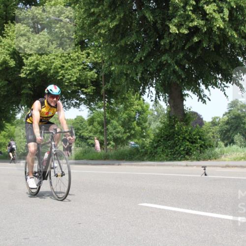 15.06.2025 - 7 Türme Triathlon Yannick Fuchs http://msf.ph/oto/7964250 15.06.2025 12:56:29 Radfahren  meine-sportfotos.de
