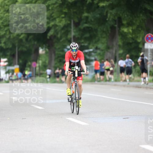 15.06.2025 - 7 Türme Triathlon Yannick Fuchs http://msf.ph/oto/7964311 15.06.2025 13:54:32 Radfahren  meine-sportfotos.de