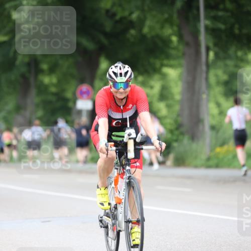 15.06.2025 - 7 Türme Triathlon Yannick Fuchs http://msf.ph/oto/7964329 15.06.2025 13:54:33 Radfahren  meine-sportfotos.de