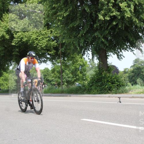 15.06.2025 - 7 Türme Triathlon Yannick Fuchs http://msf.ph/oto/7964353 15.06.2025 12:57:09 Radfahren  meine-sportfotos.de