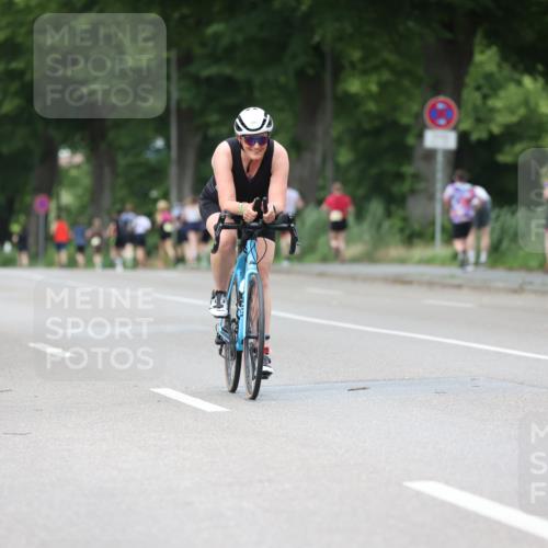 15.06.2025 - 7 Türme Triathlon Yannick Fuchs http://msf.ph/oto/7964354 15.06.2025 13:54:46 Radfahren 737 meine-sportfotos.de