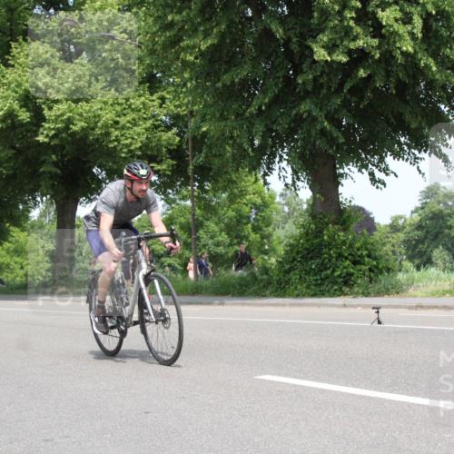 15.06.2025 - 7 Türme Triathlon Yannick Fuchs http://msf.ph/oto/7964357 15.06.2025 12:57:17 Radfahren  meine-sportfotos.de