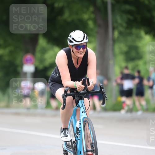 15.06.2025 - 7 Türme Triathlon Yannick Fuchs http://msf.ph/oto/7964374 15.06.2025 13:54:47 Radfahren 737 meine-sportfotos.de