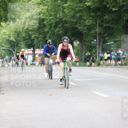 15.06.2025 - 7 Türme Triathlon Yannick Fuchs http://msf.ph/oto/7964390 15.06.2025 13:55:03 Radfahren 666, 1040, 1140 meine-sportfotos.de