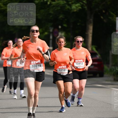 15.06.2025 - REWE Women's Run Dr. Thomas Lammeyer http://msf.ph/oto/7964419 15.06.2025 09:52:48 Laufen 10519, 10161, 10412 meine-sportfotos.de