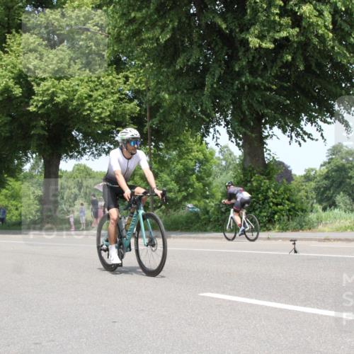15.06.2025 - 7 Türme Triathlon Yannick Fuchs http://msf.ph/oto/7964434 15.06.2025 12:57:52 Radfahren  meine-sportfotos.de