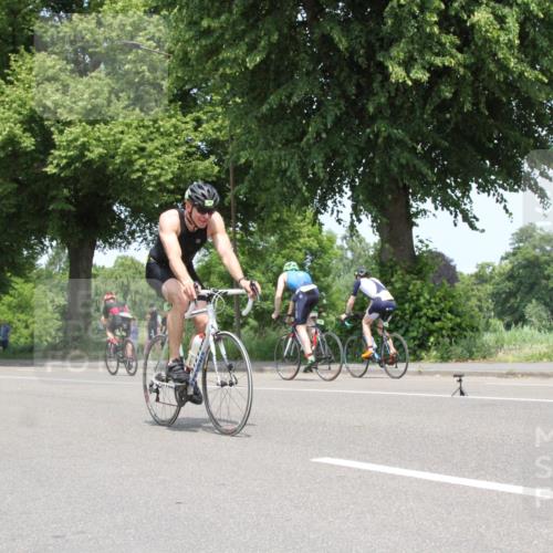 15.06.2025 - 7 Türme Triathlon Yannick Fuchs http://msf.ph/oto/7964444 15.06.2025 12:57:55 Radfahren  meine-sportfotos.de