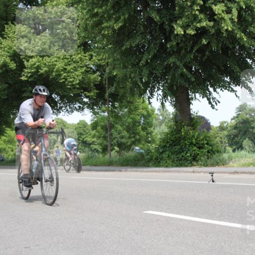 15.06.2025 - 7 Türme Triathlon Yannick Fuchs http://msf.ph/oto/7964568 15.06.2025 12:59:05 Radfahren  meine-sportfotos.de