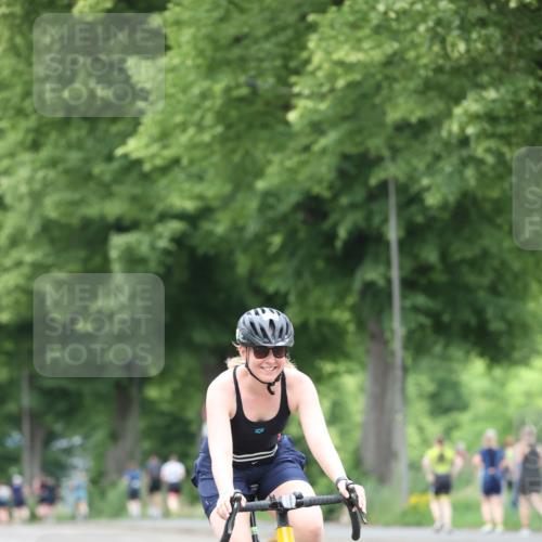 15.06.2025 - 7 Türme Triathlon Yannick Fuchs http://msf.ph/oto/7964606 15.06.2025 13:55:24 Radfahren 728 meine-sportfotos.de