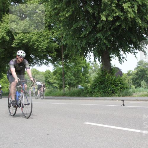 15.06.2025 - 7 Türme Triathlon Yannick Fuchs http://msf.ph/oto/7964611 15.06.2025 12:59:11 Radfahren  meine-sportfotos.de