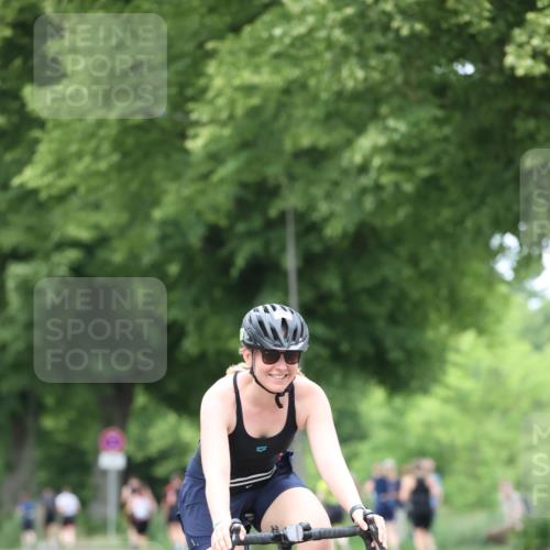15.06.2025 - 7 Türme Triathlon Yannick Fuchs http://msf.ph/oto/7964614 15.06.2025 13:55:24 Radfahren 728 meine-sportfotos.de