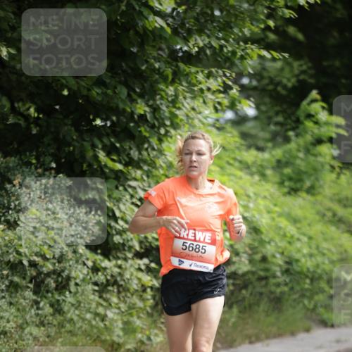 15.06.2025 - REWE Women's Run Jannik Wohlers http://msf.ph/oto/7964683 15.06.2025 09:59:41 Laufen 5685 meine-sportfotos.de