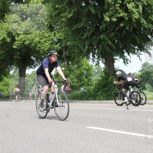 15.06.2025 - 7 Türme Triathlon Yannick Fuchs http://msf.ph/oto/7964742 15.06.2025 13:00:17 Radfahren  meine-sportfotos.de