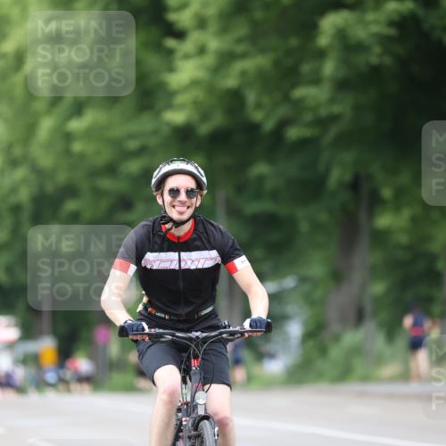 15.06.2025 - 7 Türme Triathlon Yannick Fuchs http://msf.ph/oto/7964773 15.06.2025 13:55:49 Radfahren 937, 1118 meine-sportfotos.de