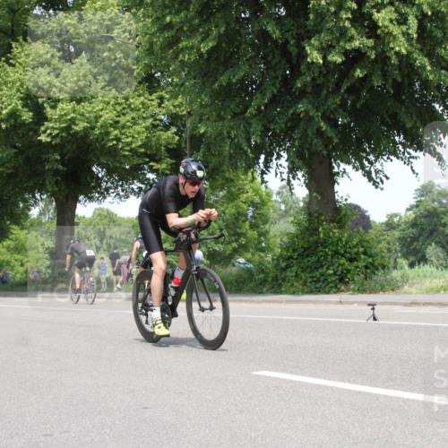 15.06.2025 - 7 Türme Triathlon Yannick Fuchs http://msf.ph/oto/7964778 15.06.2025 13:00:49 Radfahren  meine-sportfotos.de