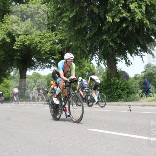 15.06.2025 - 7 Türme Triathlon Yannick Fuchs http://msf.ph/oto/7964785 15.06.2025 13:00:57 Radfahren  meine-sportfotos.de