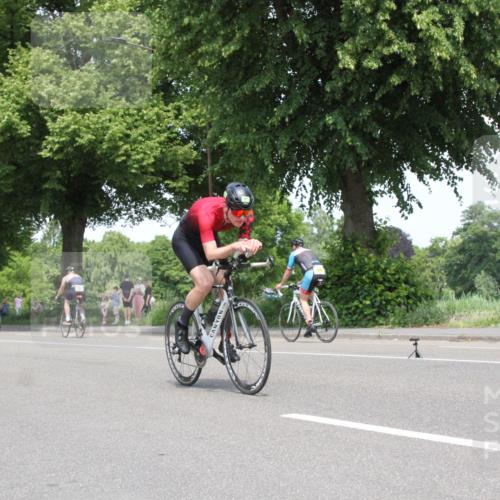 15.06.2025 - 7 Türme Triathlon Yannick Fuchs http://msf.ph/oto/7964846 15.06.2025 13:01:23 Radfahren  meine-sportfotos.de