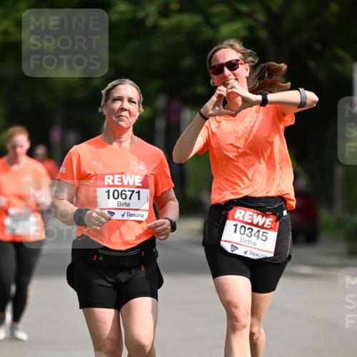 15.06.2025 - REWE Women's Run Dr. Thomas Lammeyer http://msf.ph/oto/7964864 15.06.2025 09:53:04 Laufen 10671, 10345 meine-sportfotos.de