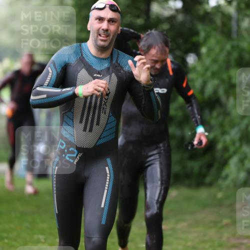 15.06.2025 - 7 Türme Triathlon Michael Strokosch http://msf.ph/oto/7964869 15.06.2025 12:17:56 Schwimmen 445, 523, 540, 608, 615, 628, 638, 654, 656, 672, 678 meine-sportfotos.de