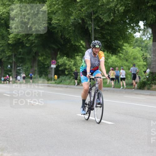 15.06.2025 - 7 Türme Triathlon Yannick Fuchs http://msf.ph/oto/7964936 15.06.2025 13:56:33 Radfahren 197, 429, 765, 844, 1086 meine-sportfotos.de