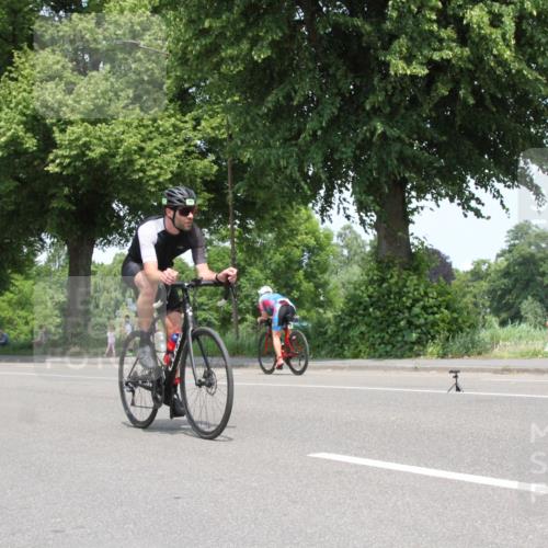15.06.2025 - 7 Türme Triathlon Yannick Fuchs http://msf.ph/oto/7964967 15.06.2025 13:03:52 Radfahren  meine-sportfotos.de