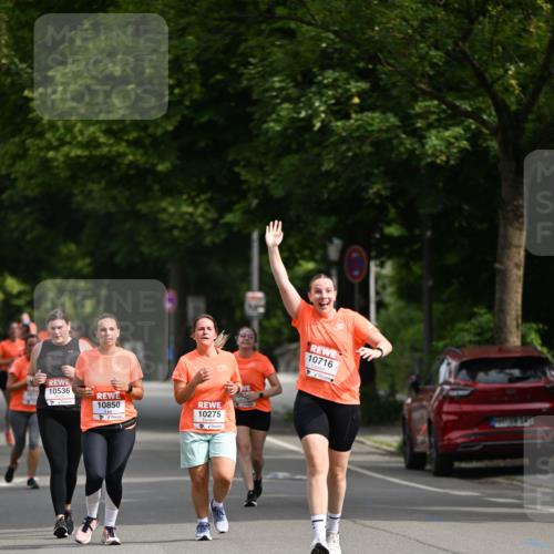 15.06.2025 - REWE Women's Run Dr. Thomas Lammeyer http://msf.ph/oto/7964998 15.06.2025 09:53:12 Laufen 10536, 10850, 10275, 10716 meine-sportfotos.de