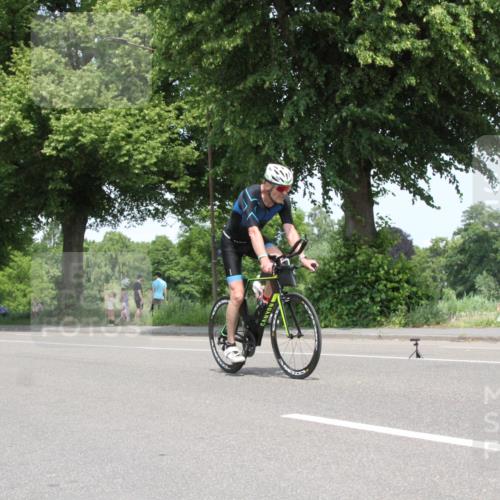 15.06.2025 - 7 Türme Triathlon Yannick Fuchs http://msf.ph/oto/7965007 15.06.2025 13:04:05 Radfahren  meine-sportfotos.de