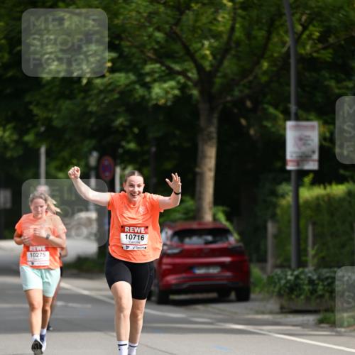 15.06.2025 - REWE Women's Run Dr. Thomas Lammeyer http://msf.ph/oto/7965019 15.06.2025 09:53:13 Laufen 10275, 10716 meine-sportfotos.de
