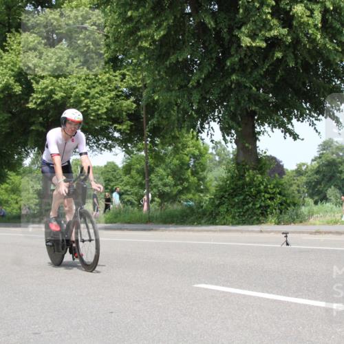 15.06.2025 - 7 Türme Triathlon Yannick Fuchs http://msf.ph/oto/7965022 15.06.2025 13:04:12 Radfahren  meine-sportfotos.de