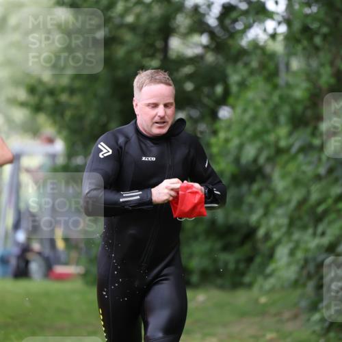 15.06.2025 - 7 Türme Triathlon Michael Strokosch http://msf.ph/oto/7965023 15.06.2025 12:18:10 Schwimmen 380, 608, 615, 637, 638, 654, 656, 678 meine-sportfotos.de