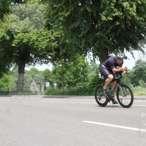 15.06.2025 - 7 Türme Triathlon Yannick Fuchs http://msf.ph/oto/7965038 15.06.2025 13:04:14 Radfahren  meine-sportfotos.de
