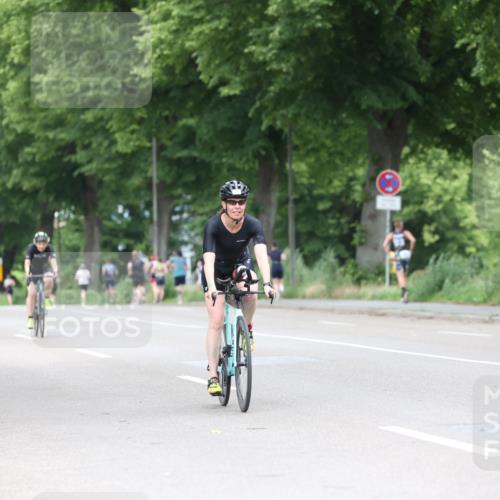 15.06.2025 - 7 Türme Triathlon Yannick Fuchs http://msf.ph/oto/7965051 15.06.2025 13:56:57 Radfahren 539, 588, 835 meine-sportfotos.de