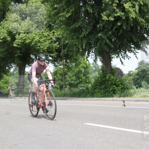 15.06.2025 - 7 Türme Triathlon Yannick Fuchs http://msf.ph/oto/7965132 15.06.2025 13:05:25 Radfahren  meine-sportfotos.de