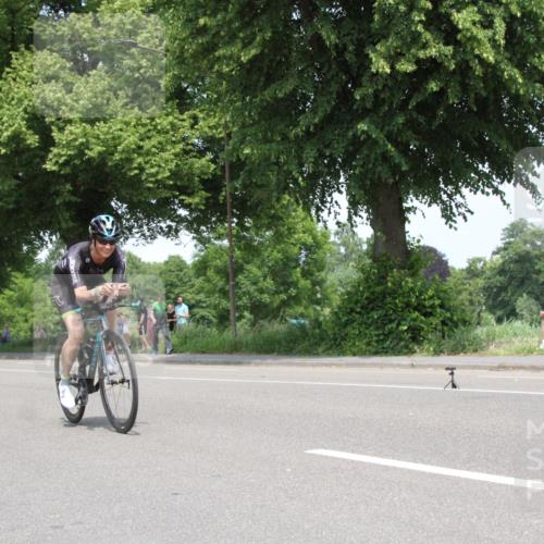 15.06.2025 - 7 Türme Triathlon Yannick Fuchs http://msf.ph/oto/7965139 15.06.2025 13:05:26 Radfahren  meine-sportfotos.de