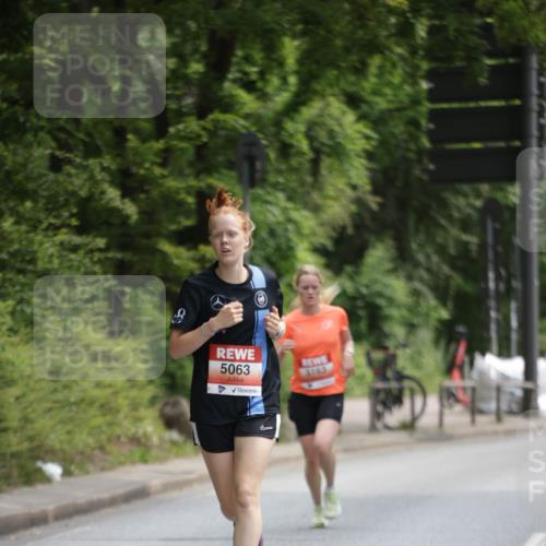 15.06.2025 - REWE Women's Run Jannik Wohlers http://msf.ph/oto/7965142 15.06.2025 09:59:57 Laufen 5063, 5163 meine-sportfotos.de