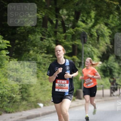 15.06.2025 - REWE Women's Run Jannik Wohlers http://msf.ph/oto/7965191 15.06.2025 09:59:58 Laufen 5063 meine-sportfotos.de