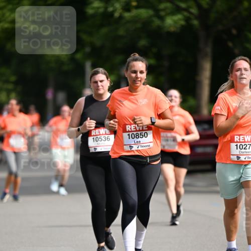 15.06.2025 - REWE Women's Run Dr. Thomas Lammeyer http://msf.ph/oto/7965192 15.06.2025 09:53:19 Laufen 10536, 10850, 1027 meine-sportfotos.de