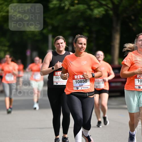 15.06.2025 - REWE Women's Run Dr. Thomas Lammeyer http://msf.ph/oto/7965197 15.06.2025 09:53:19 Laufen 105, 10850, 101 meine-sportfotos.de