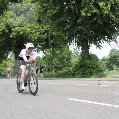 15.06.2025 - 7 Türme Triathlon Yannick Fuchs http://msf.ph/oto/7965218 15.06.2025 13:06:25 Radfahren  meine-sportfotos.de