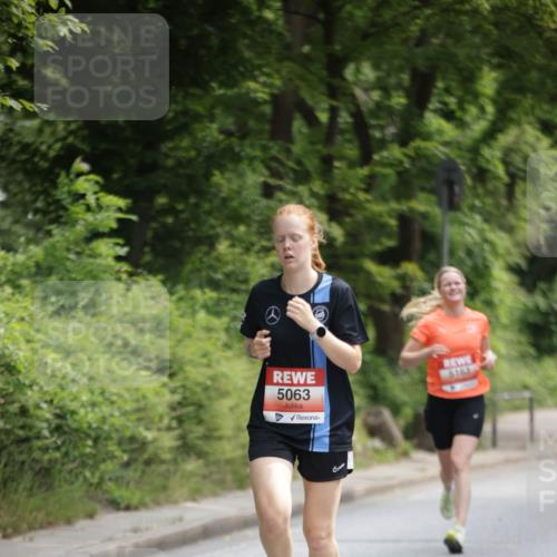 15.06.2025 - REWE Women's Run Jannik Wohlers http://msf.ph/oto/7965221 15.06.2025 09:59:58 Laufen 5063, 5163 meine-sportfotos.de